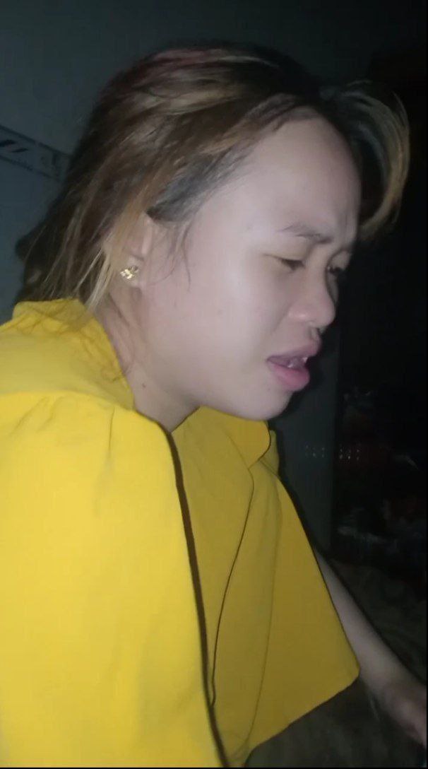 Đầu ra quần bó màu trắng in HDRemaster